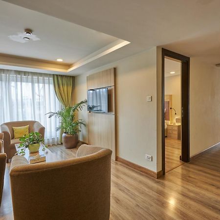 Hotel Crowne Imperial Kathmandu Ngoại thất bức ảnh