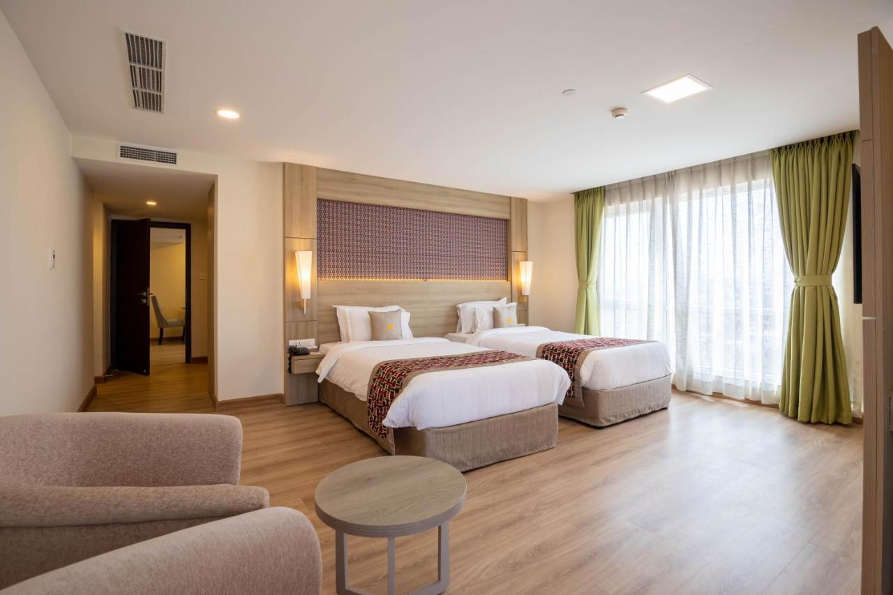 Hotel Crowne Imperial Kathmandu Ngoại thất bức ảnh