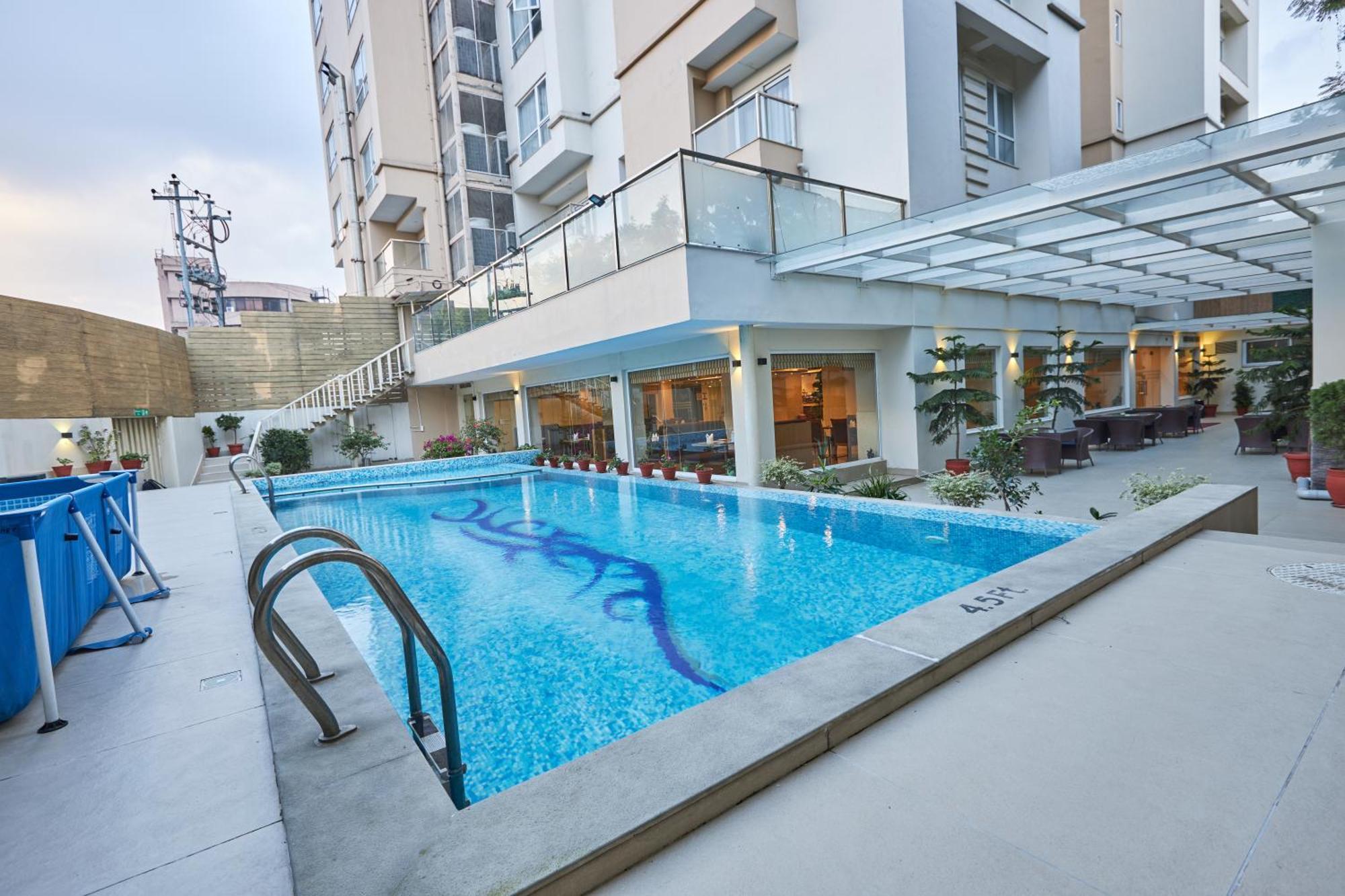 Hotel Crowne Imperial Kathmandu Ngoại thất bức ảnh