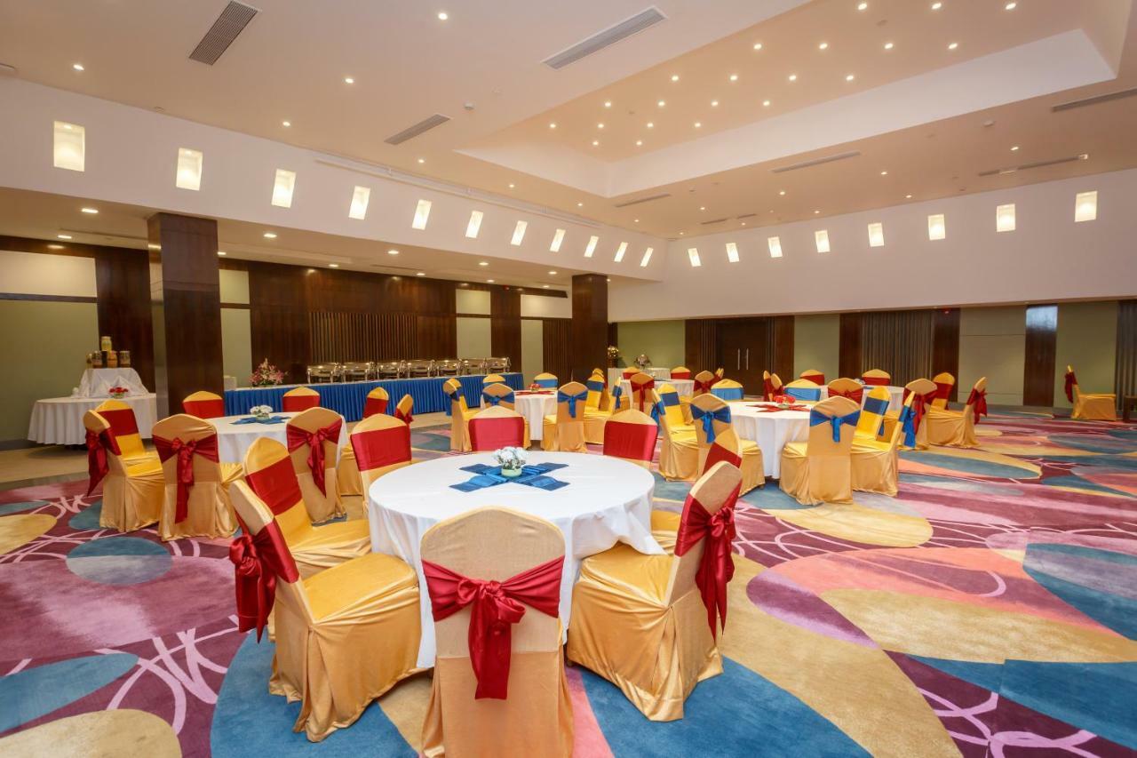 Hotel Crowne Imperial Kathmandu Ngoại thất bức ảnh