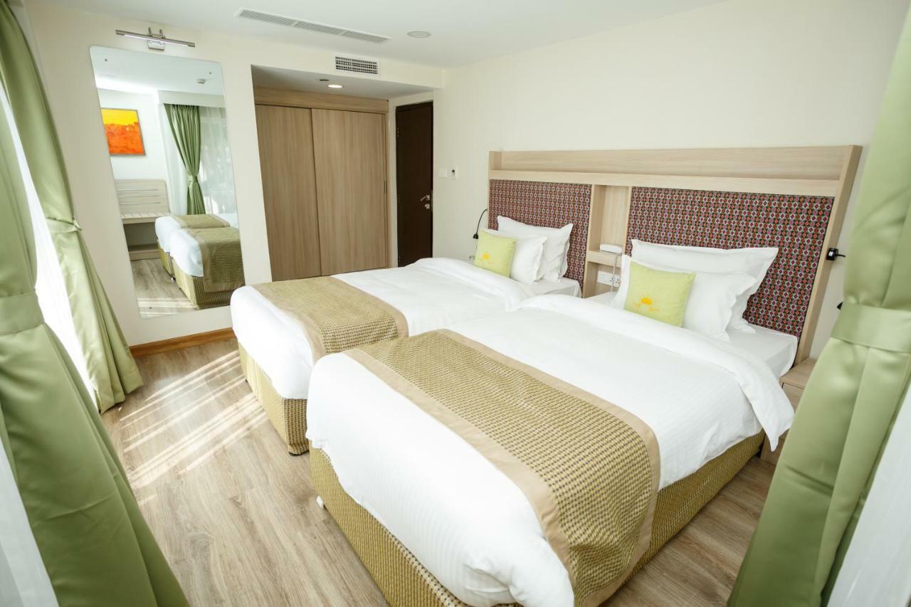 Hotel Crowne Imperial Kathmandu Ngoại thất bức ảnh